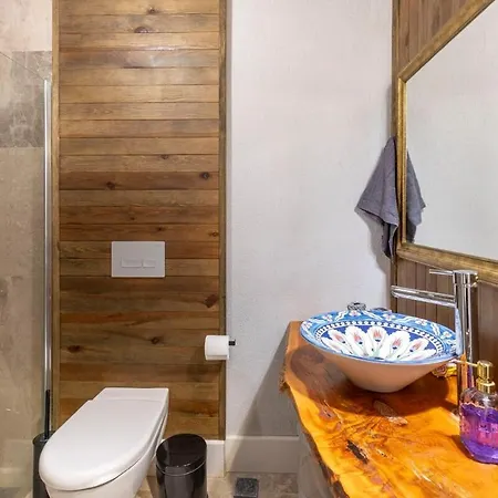 Spacious With Pool & Veranda, Nature Retreat * Kaş